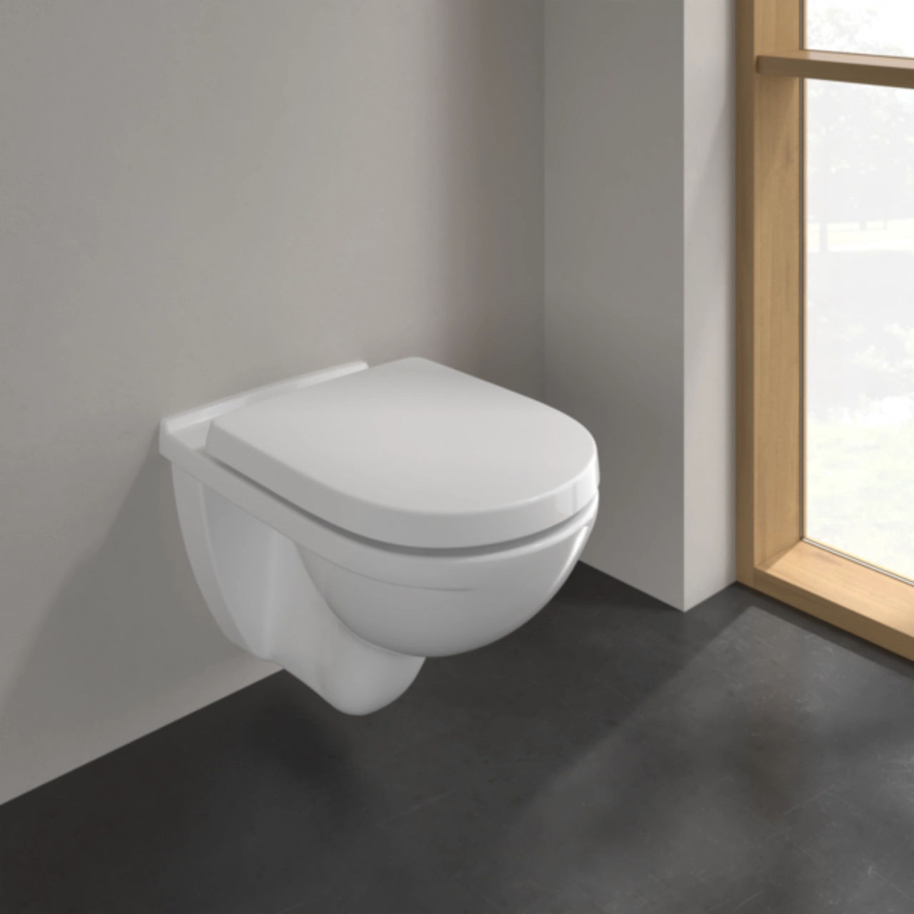 VILLEROY & BOCH O.Novo mélyöblítésű fali WC lecsapodásgátló WC ülőkével 5660H101